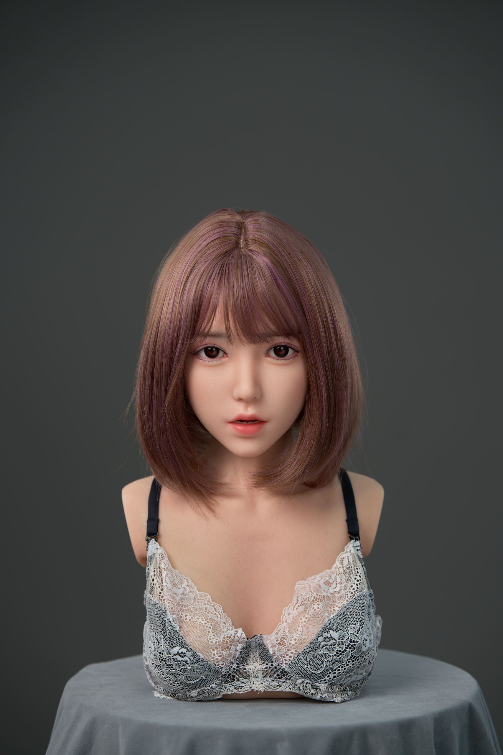 Deamadolls-Burgundy-short-hair-scaled